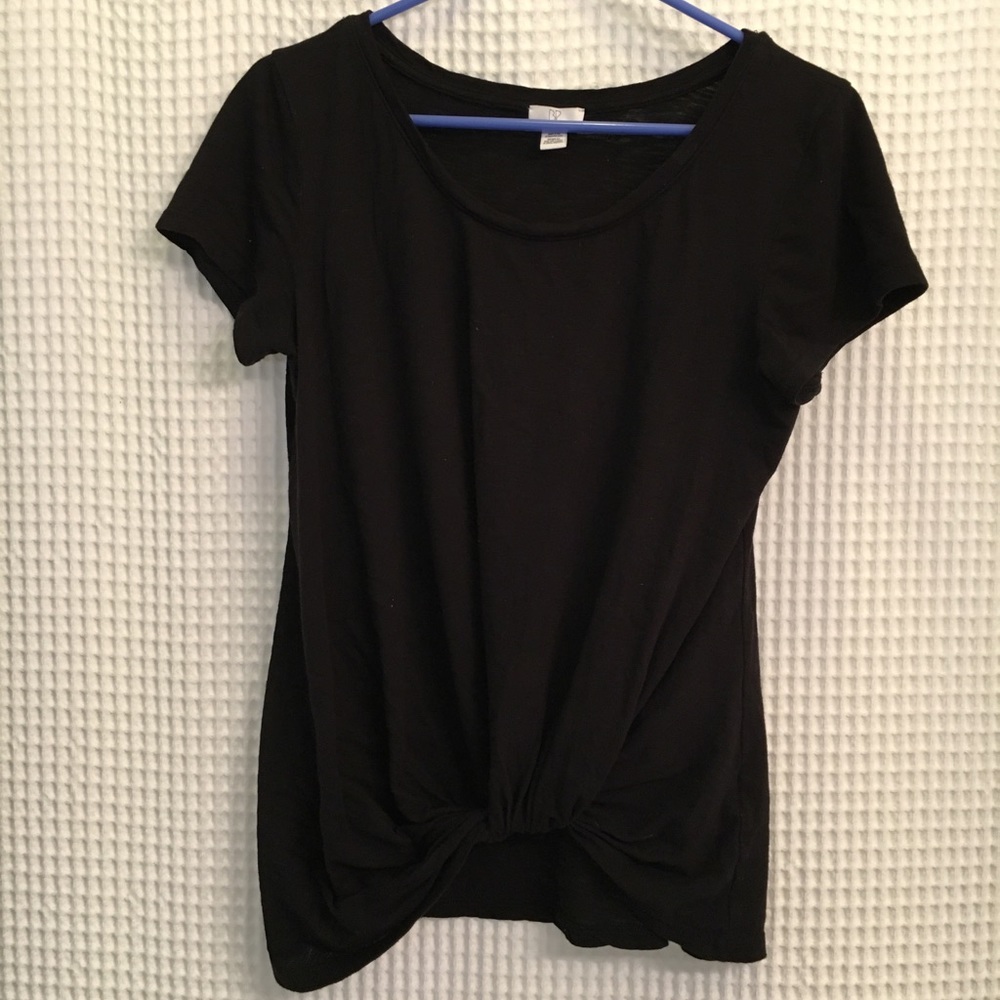 Front knot shirt